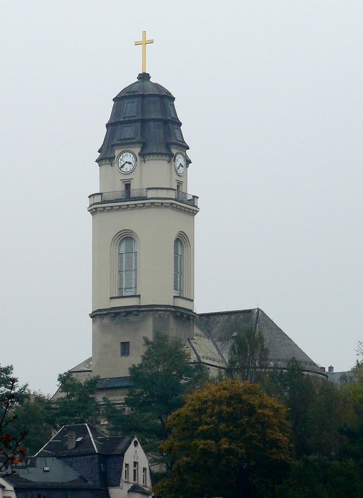 Aue - Blick auf die Friedenskirche am Zeller Berg by Thomas Eichler