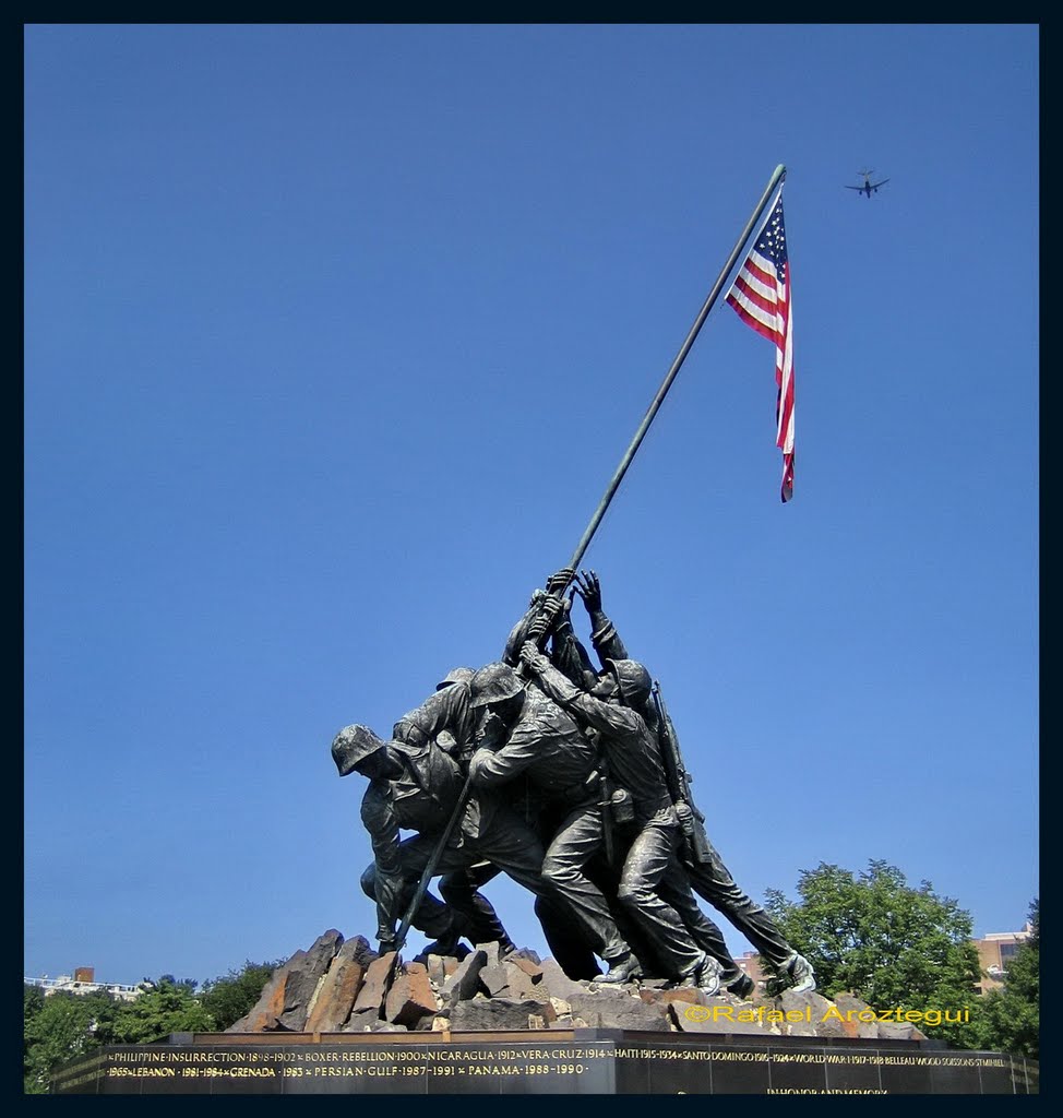 MARINE CORPS WAR MEMORIAL, ARLINGTON by Rafael Aroztegui Peñ…