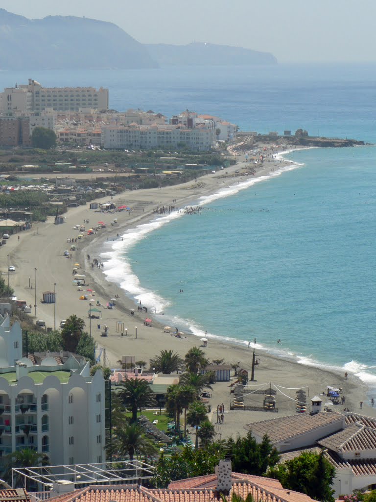 Towards Playa Playatho, Nerja by littlenige