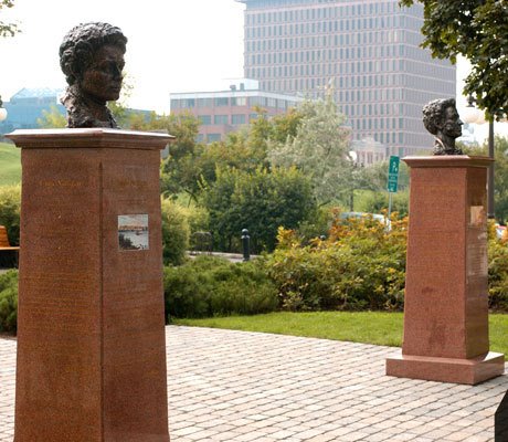 Sculptor: Gregory Pototsky - Monument:E.Nelligan and A.Pushkin in Quebec City (Canada), 2004 by nbronzova