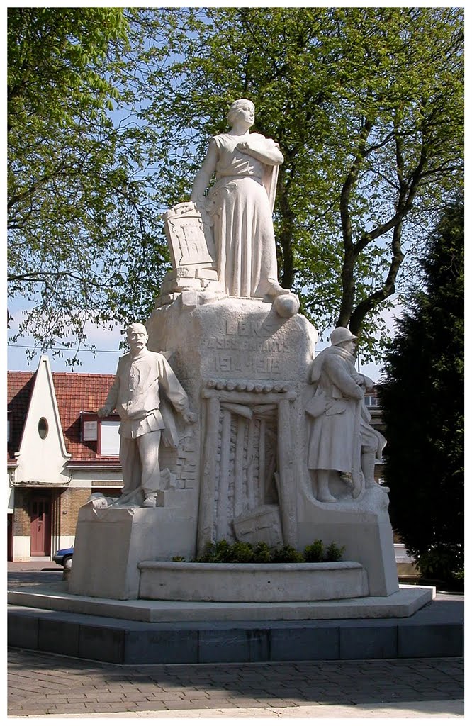 LENS - Monument aux Morts de 1914-1918 et 1939-1945 by 59jacky