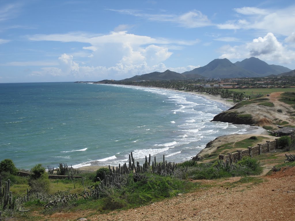 PLAYA EL AGUA-ISLA DE MARGARITA by charif