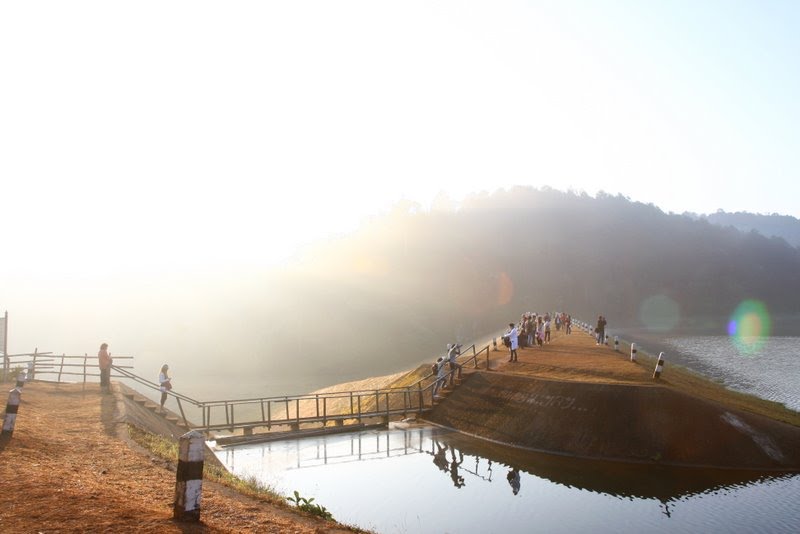 Travelling around Pai by Kings Lim