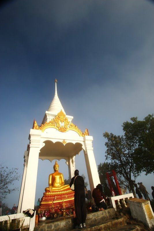 Travelling in Loei by Kings Lim