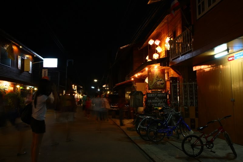 Old Town Chiang Khan by Kings Lim