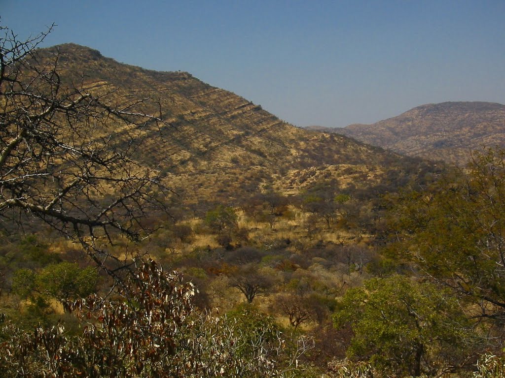 Otjozondjupa Region, Namibia by mroszewski