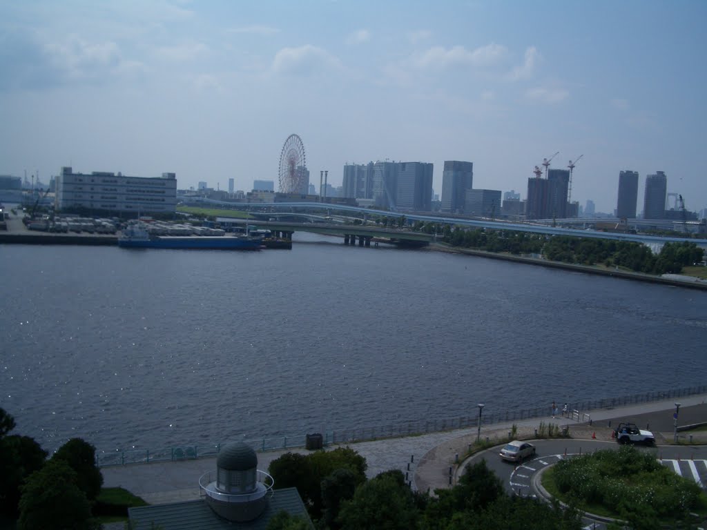 View from Tokyo Big Sight/東京ビックサイト(東京国際展示場)より by LittleGray