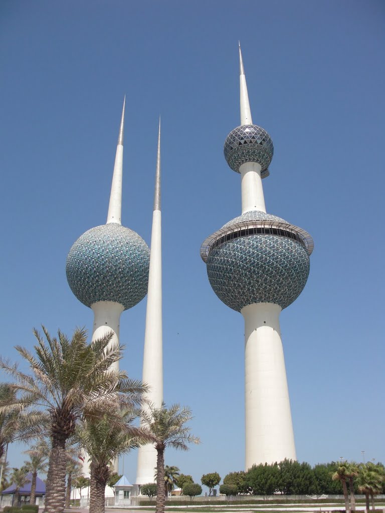 Dasman, Kuwait City, Kuwait by mastakebob