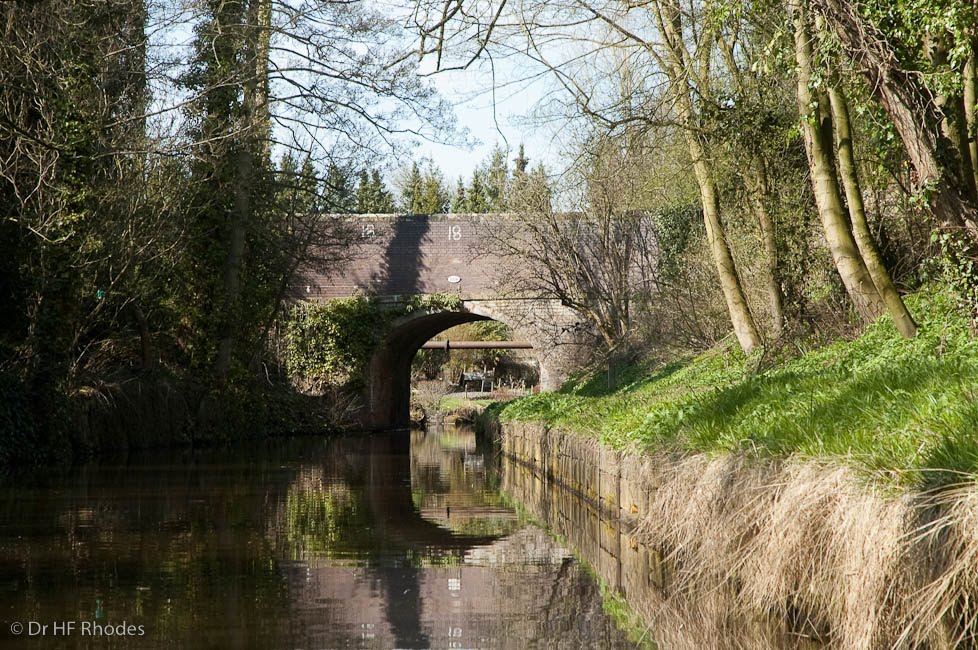 Rhoswiel Bridge 18W, Llangollen Canal by hilofoz