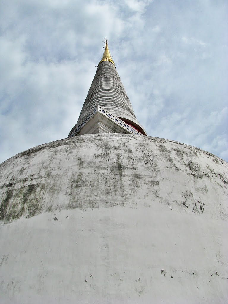 วัดพระมหาธาตุวรมหาวิหาร จังหวัดนครศรีธรรมราช,Thailand, Nakhon Si Thammarat, Nai Muang Xxi by นครศรีธรรมราช Panora…