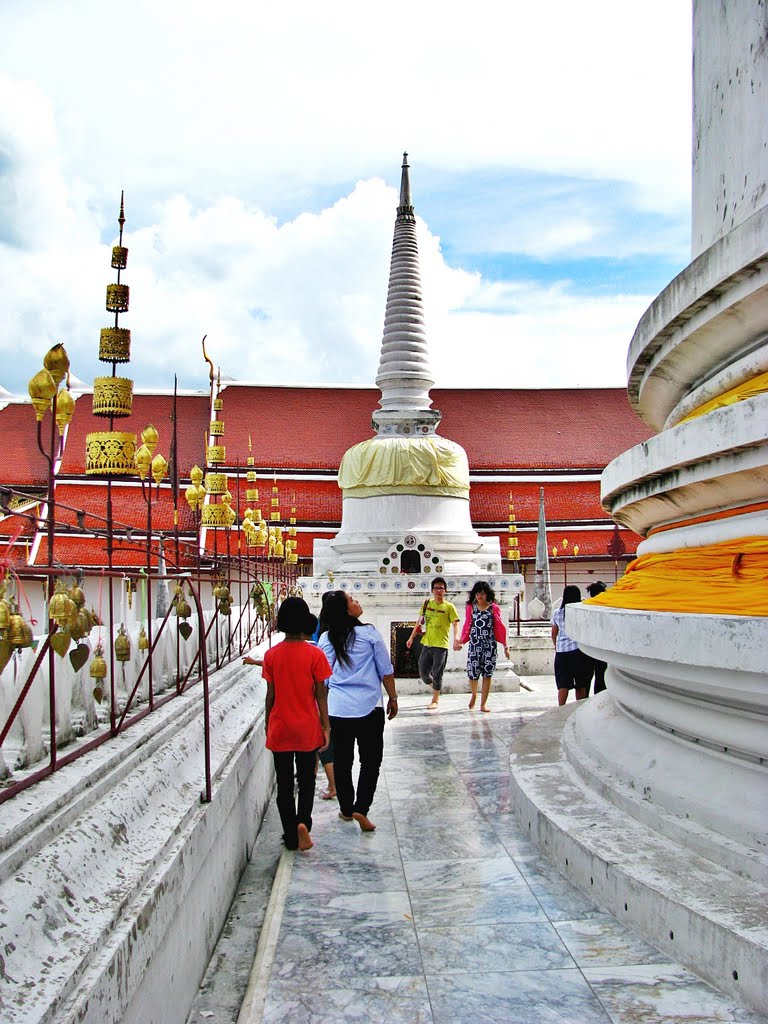 วัดพระมหาธาตุวรมหาวิหาร จังหวัดนครศรีธรรมราช,Thailand, Nakhon Si Thammarat, Nai Muang Xxi by นครศรีธรรมราช Panora…