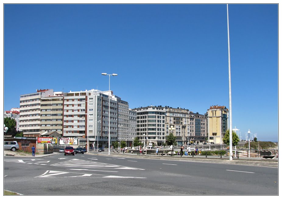 Lebañou - Avenida de San Roque de Afuera by André Barragon