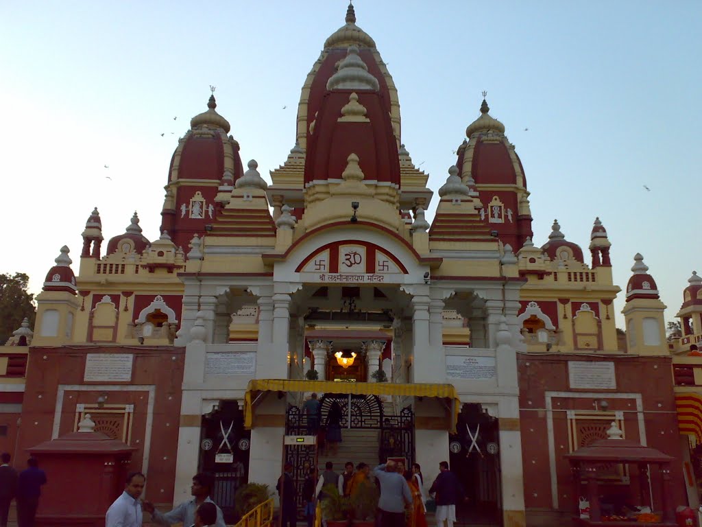 Birla Mandir by Sitaramaraju P