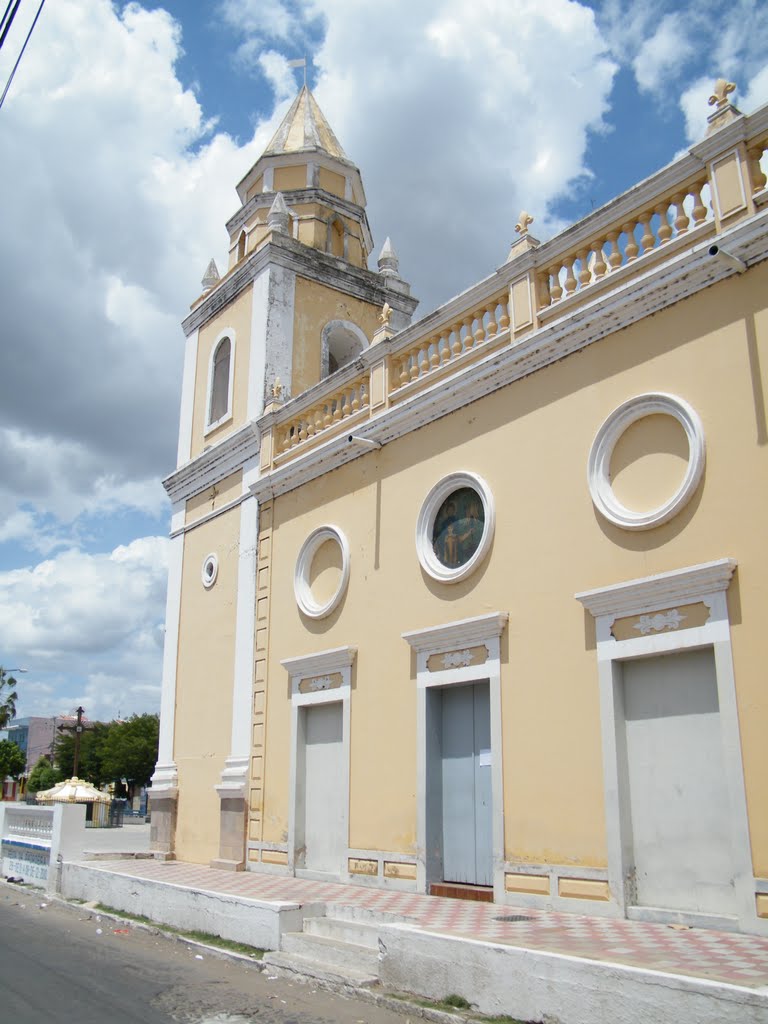 Catedral de Limoeiro do Norte by Marcelo Giovanni