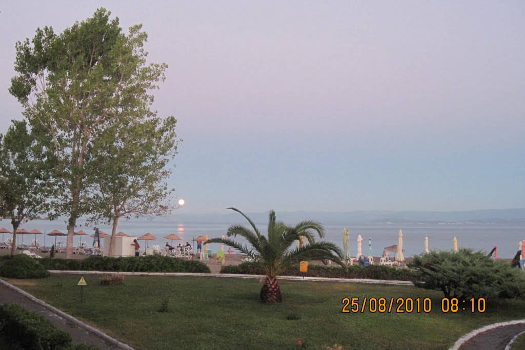 Moon rises infront of Denizkent Site by Mıhlı River by Mehmet baş