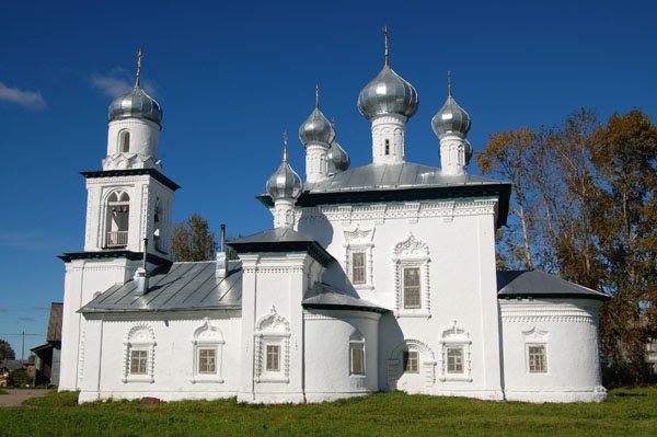 Каргополь. Церковь Рождества Богородицы. by Yuri Montlevich