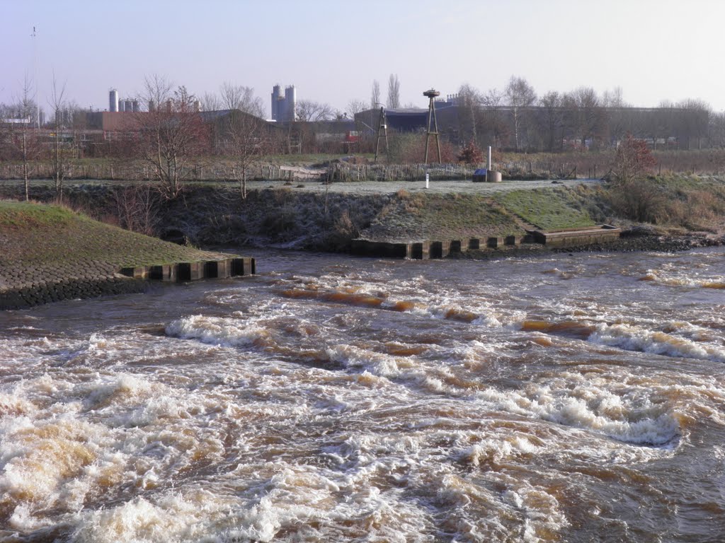 Wild water in de Vecht by jan seinen