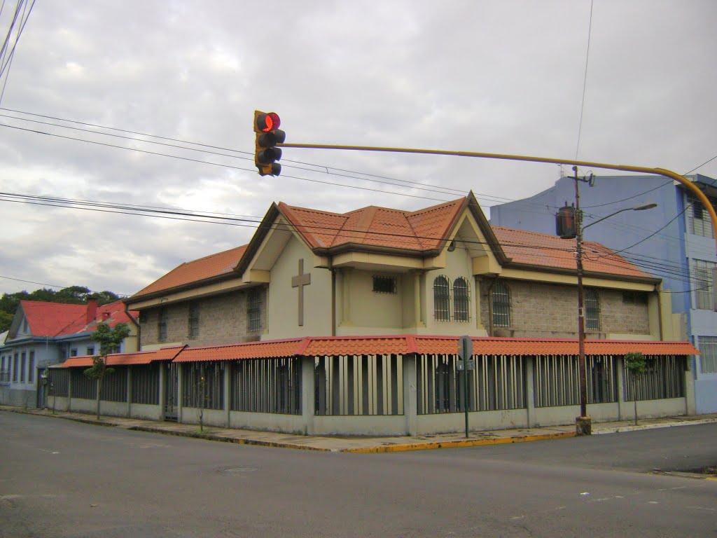 Colegio María Auxiliadora by LUIS PALMA