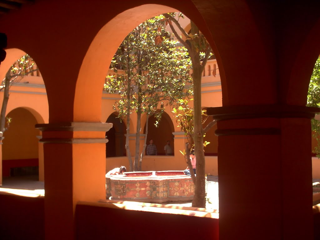 Interior del Convento de San Agustin by Sergio Barrios Monte…