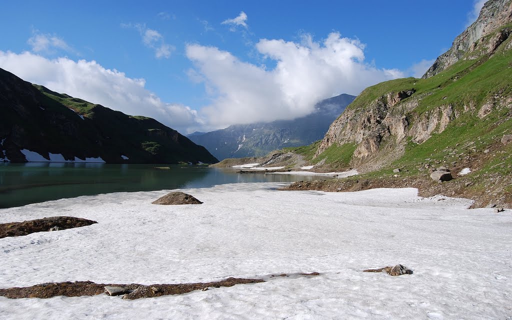 Großglockner Stausee by Hans J.S.C. Jongstra