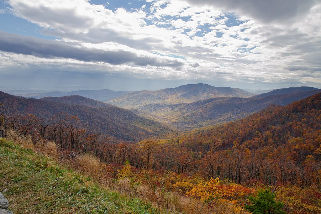 View from Pinnacle Lookout by Kung-E Cheng