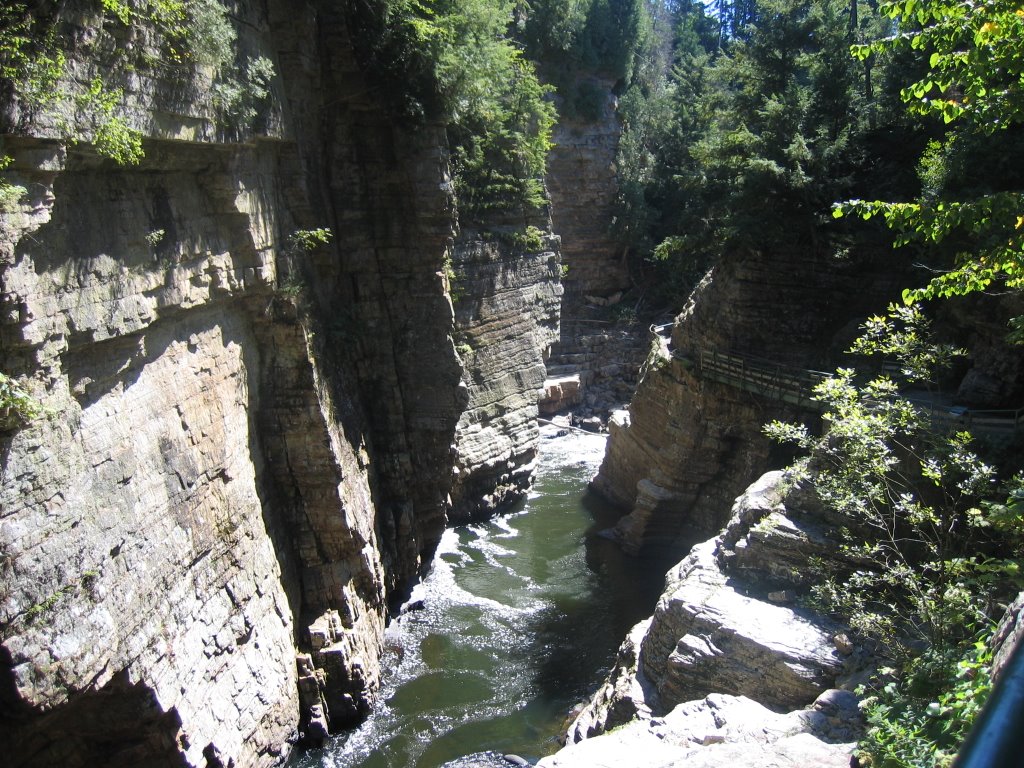 AuSable Chasm 0907 by Royal Inc.