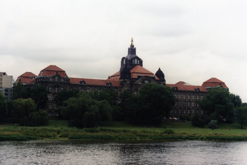 Dresden, Alemania by Rolando Canessa