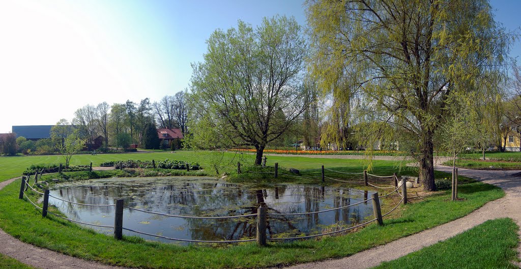 Margreteberg pond panorama by Petteri Kantokari