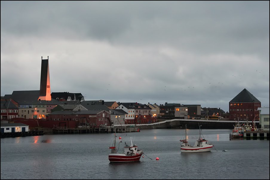 Vardø harbour by hannekje