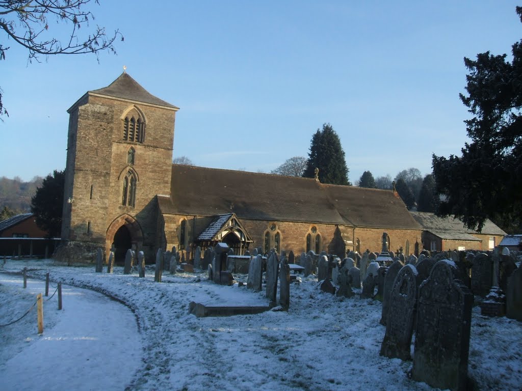 Ewyas Harold church and graveyard by bcfczuluarmy