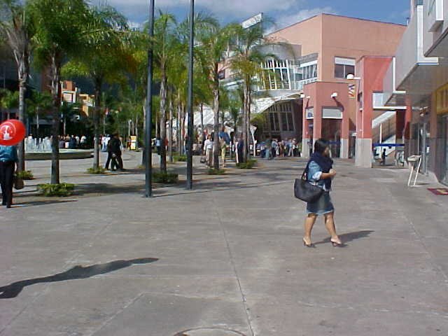 Barra da Tijuca - Downtown Mall by jrocha