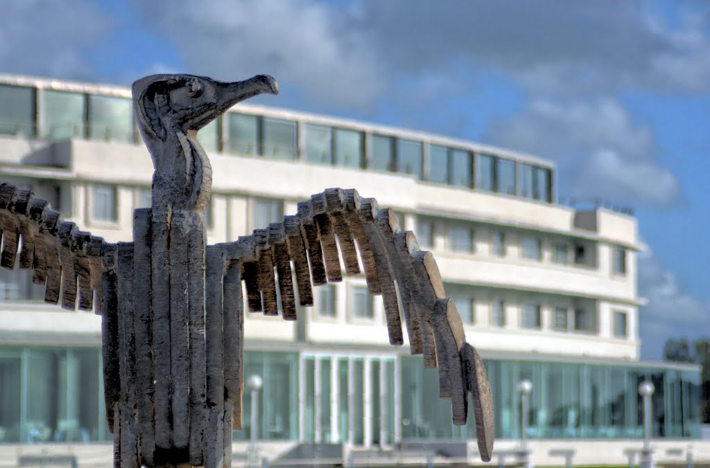 Cormorant sculpture & Midland Hotel by Stewart Booth