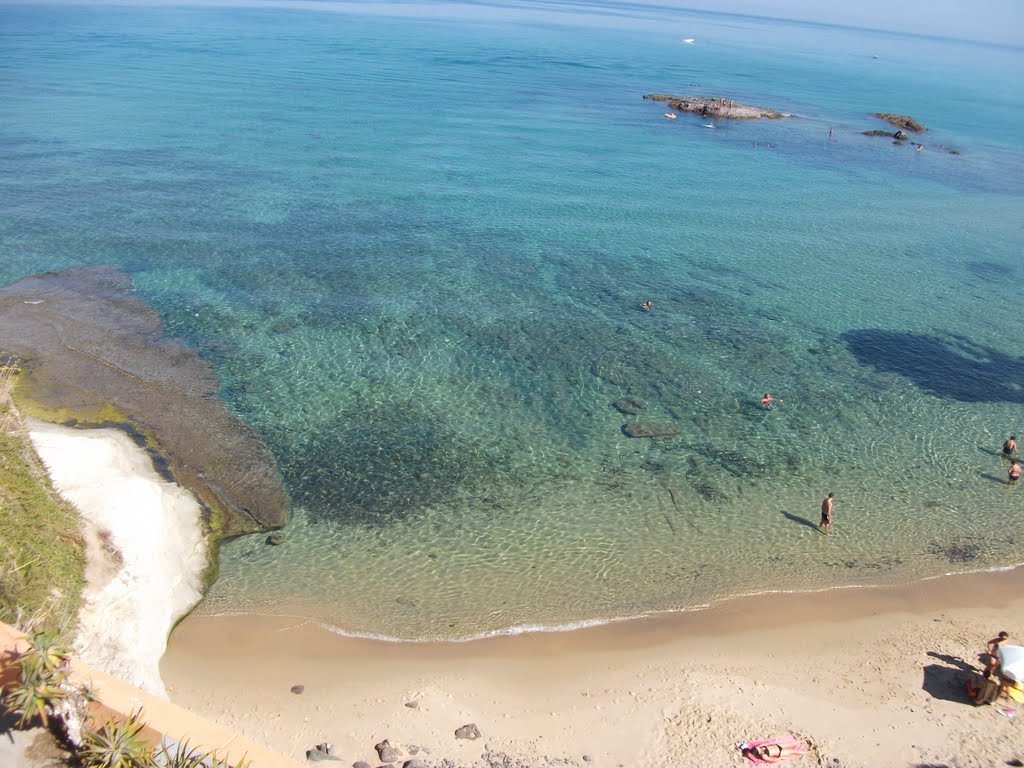 Spiaggia Arcobaleno, Lu Bagnu by d.deffenu@sssup.it