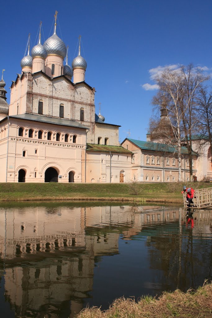 Spring in Rostov Kremlin by Павел Черныш