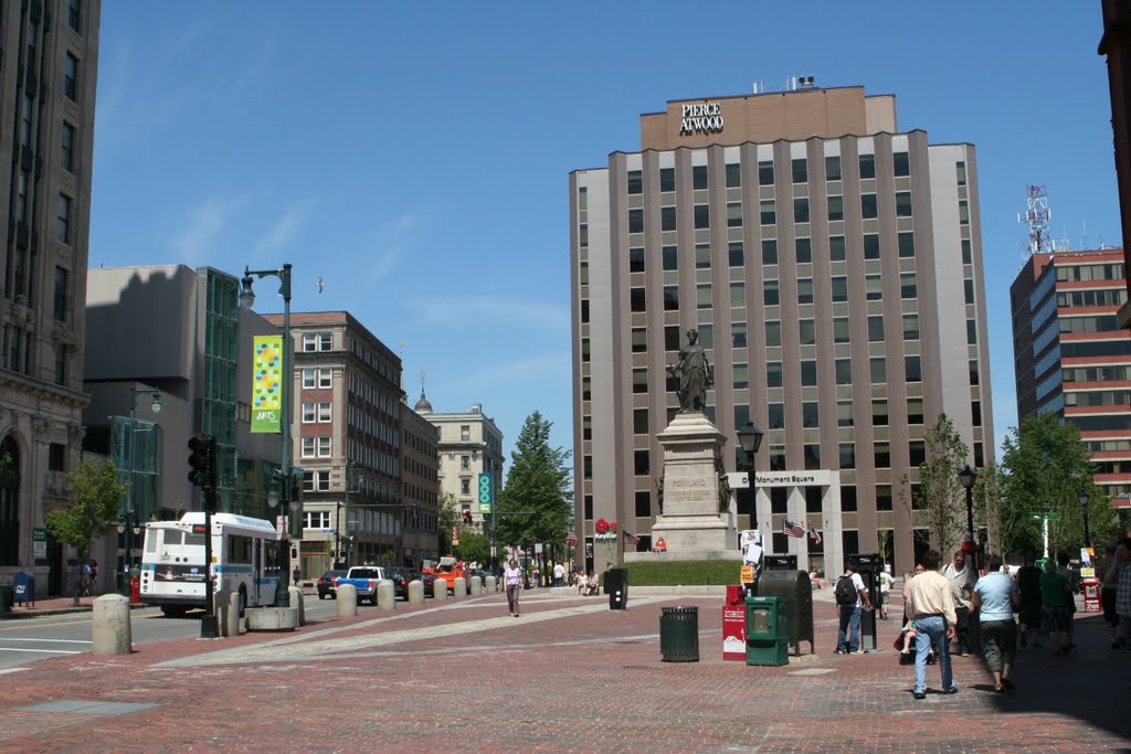 Monument Square en Portland by R Melgar