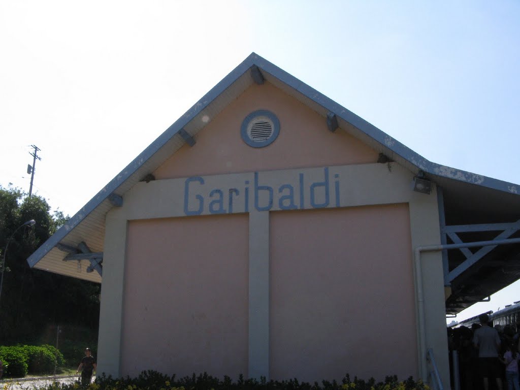 Estação Garibaldi by Mariano Viveiros