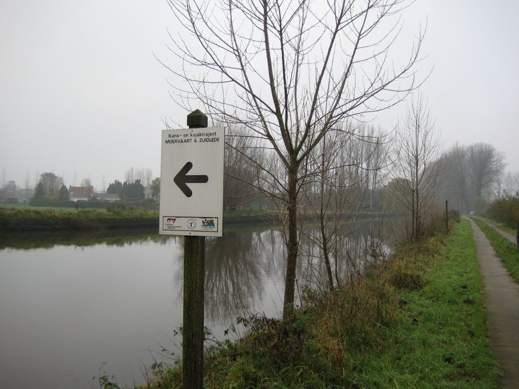 Aanduiding Kano- en kajakvaart op Moervaart, richting Zuidlede by ilium