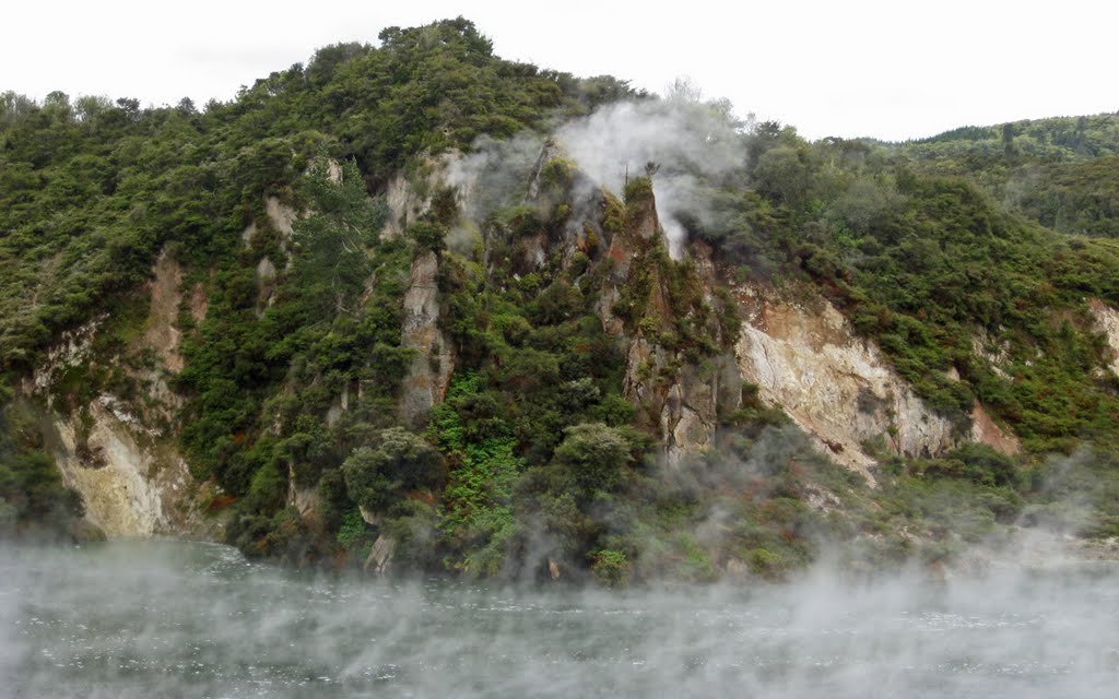 Waimangu Thermals 11a (Cathedral Rocks above Frying Pan Lake) by Cliff Jennings