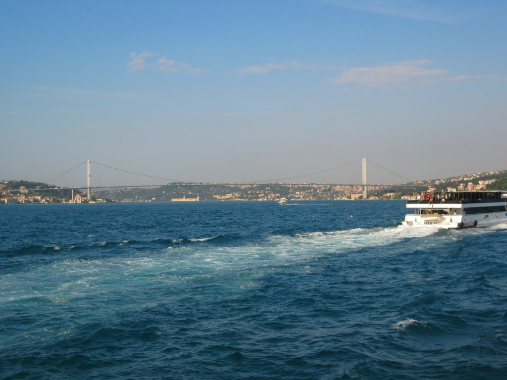 Bosphorus by Anuar T