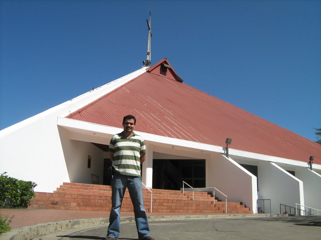 Colonia Santa Eugenia, Sonzacate, El Salvador by Arq. Josué palacios