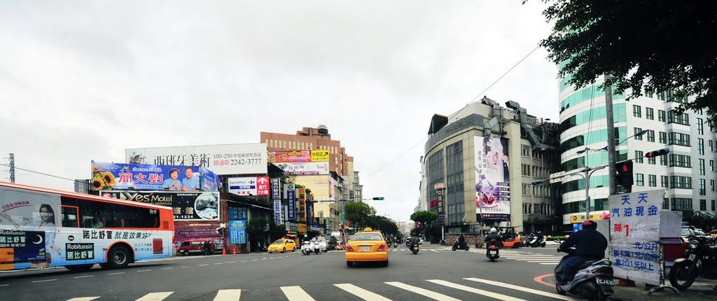 New Taipei, Banqiao District, New Taipei City, Taiwan by imagingcity.tw