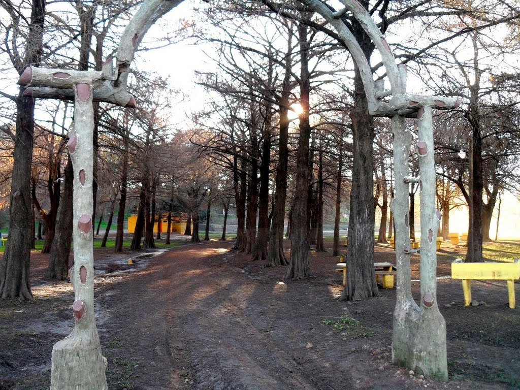 Entrada a un lugar mágico, se animan...Visiten Argentina!!! by Ernesto Florio