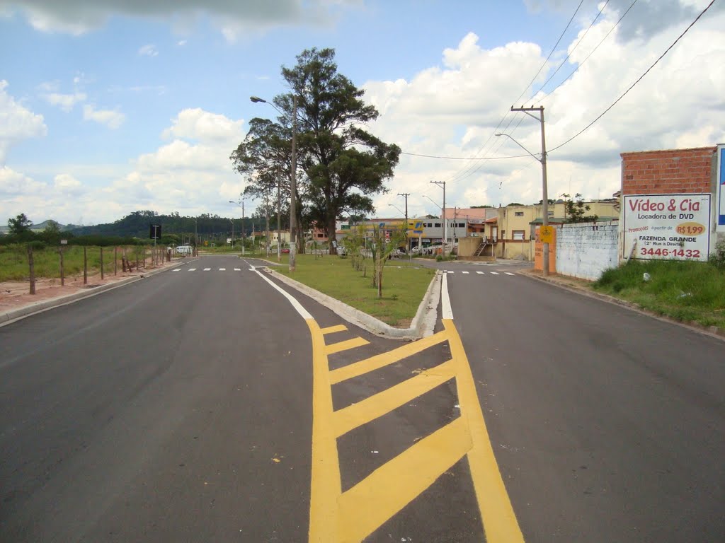 JUNDIAI-SP-rotatoria do bairro fazenda grande. by marcos pereira tavar…