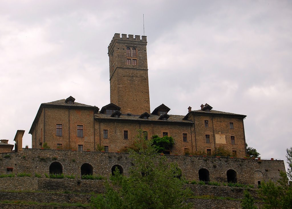 Sarre (Aosta) - il castello by Claudio Ballestra