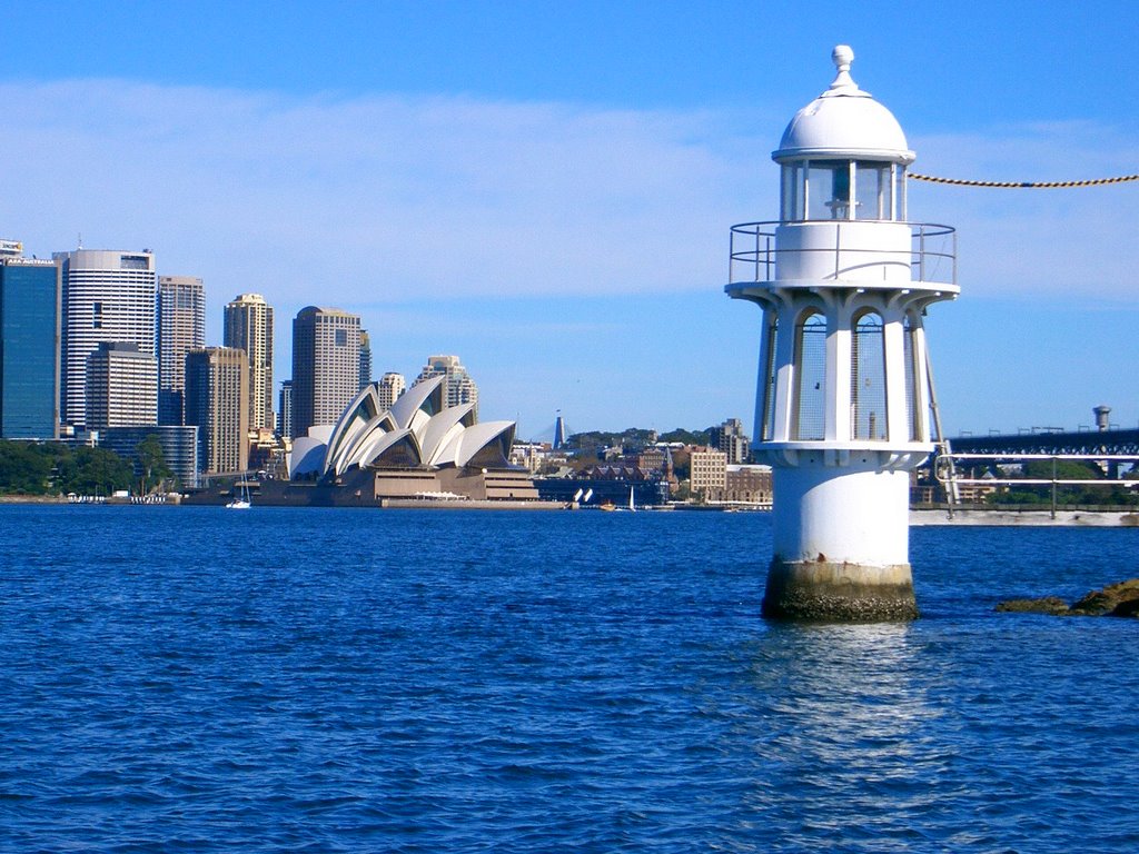 Sydney Harbour by Atkinsuk