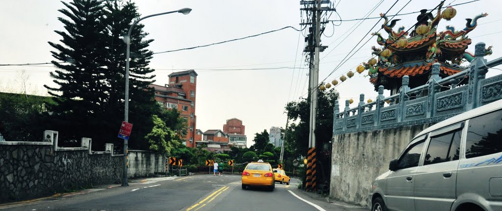 Taipei, Keelung City, Taiwan by imagingcity.taipei