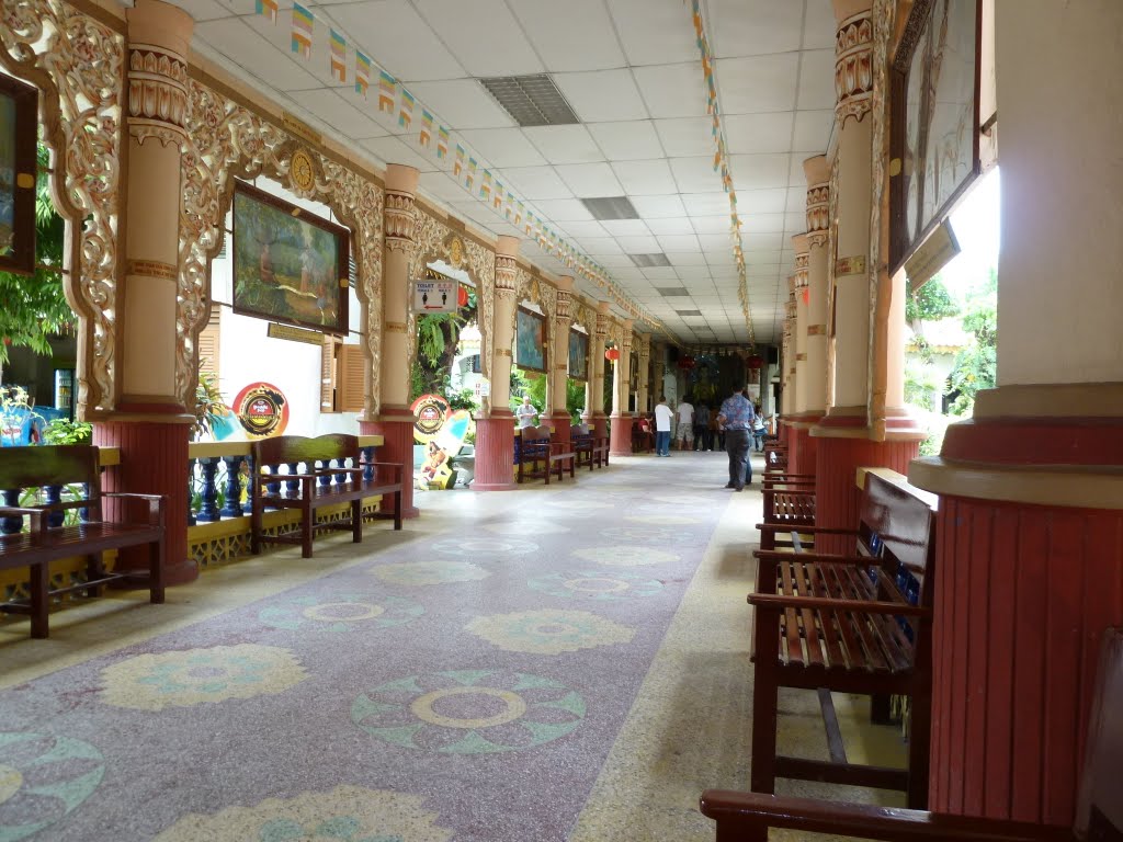 Dhammikarama Temple, Penang by alan gian