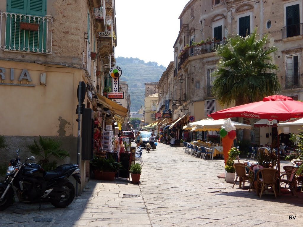 Il Centro di Tropea by Raffaele Vincelli