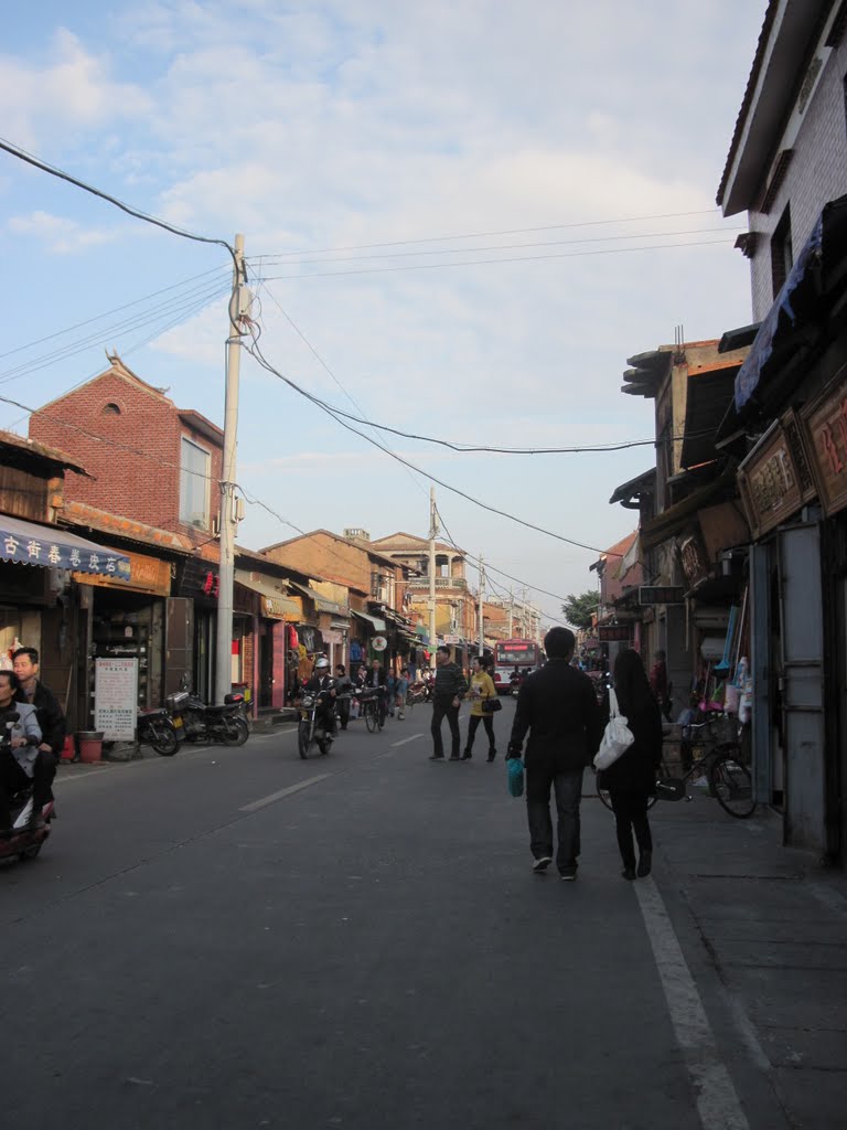 Licheng, Quanzhou, Fujian, China by Jonas Lin