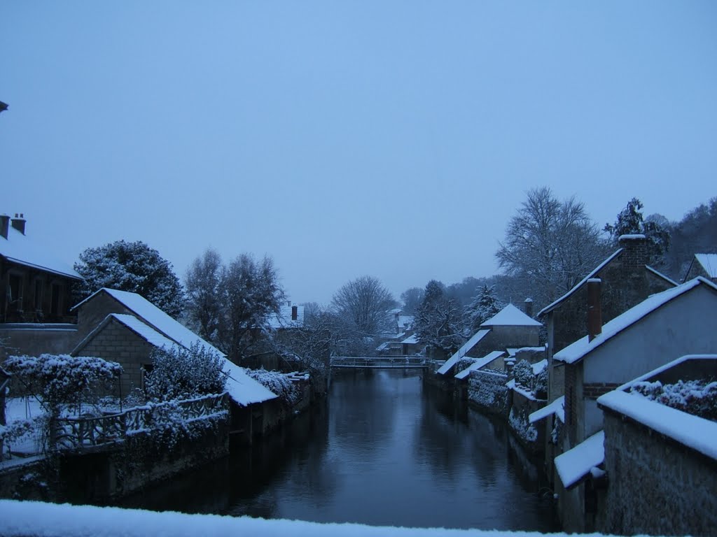 Petit bras du Loir sous la neige by Christophe Feliciagg…